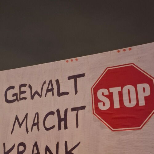 Plakat "Gewalt macht krank"